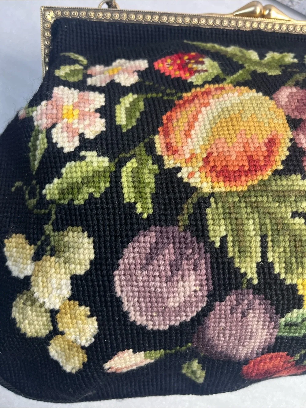 Needlepoint 50’s Kiss Lock Purse Large